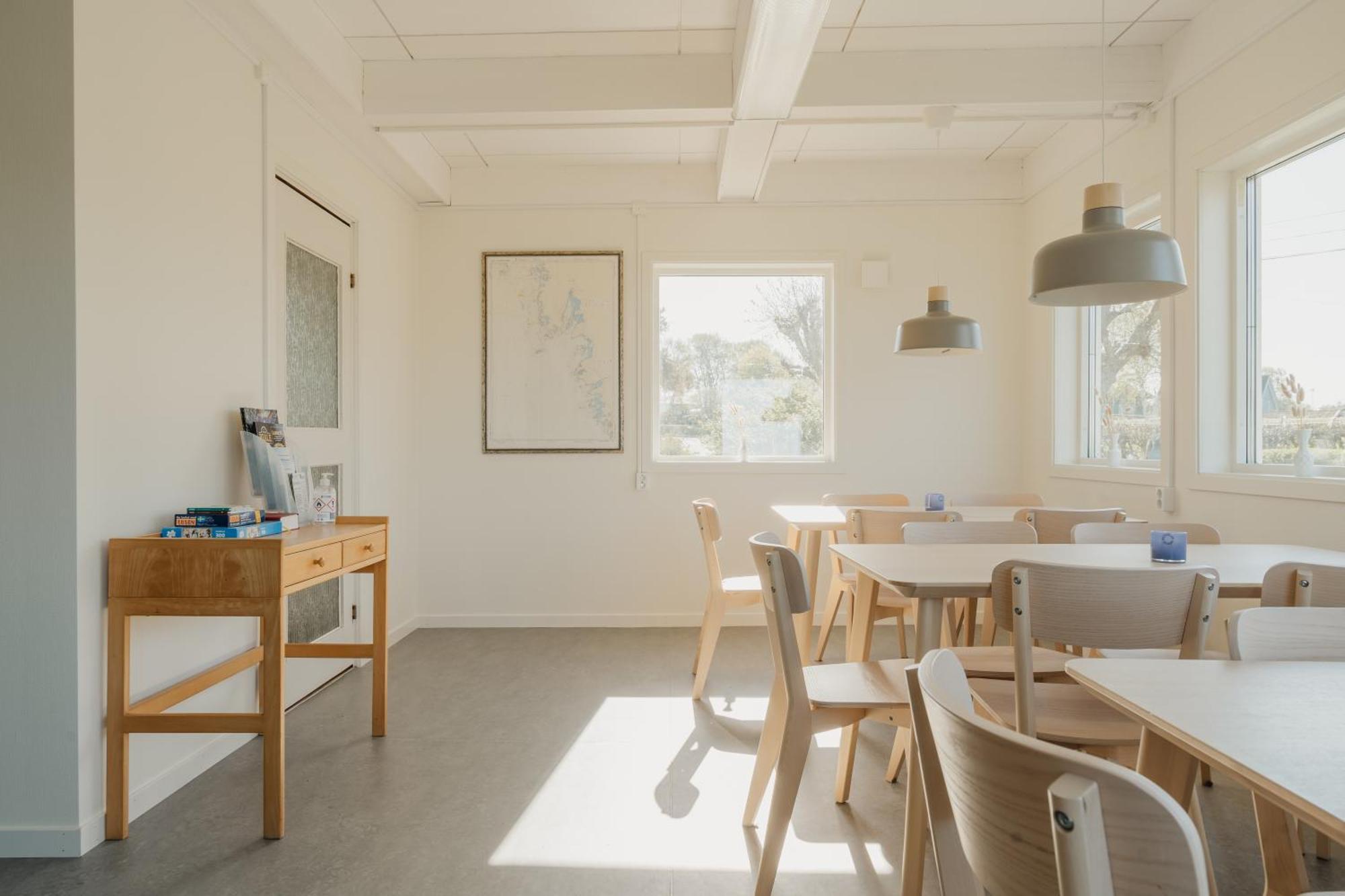 Vallersviks Vandrarhem Aenggarden Frillesas Ngoại thất bức ảnh